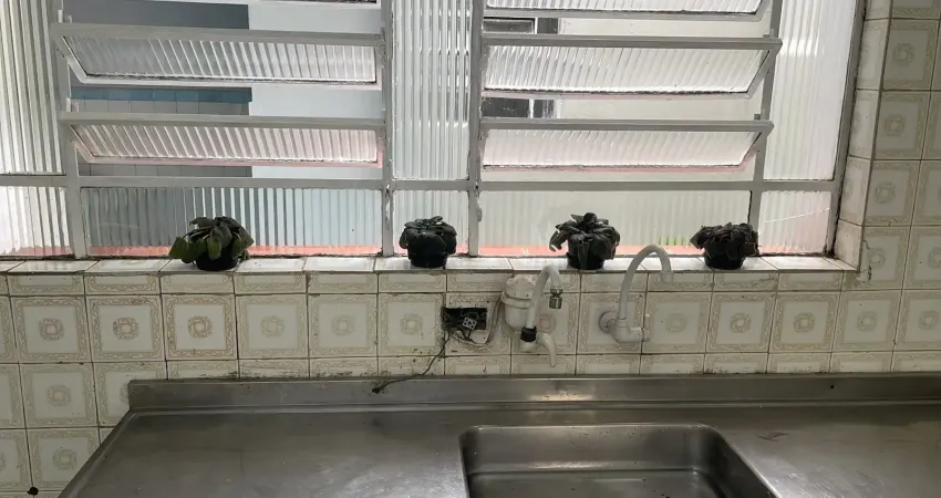 Casa com 3 quartos para alugar na Rua Tomé de Souza, 536, Vila Alzira, Santo André