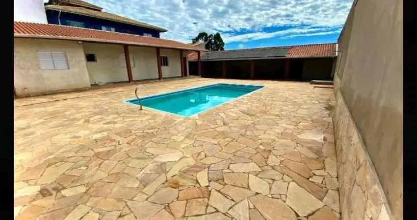 Chácara com 3 dormitórios à venda, 1100 m² por R$ 1.010.000,00 - Bairro do Poste - Jundiaí/SP