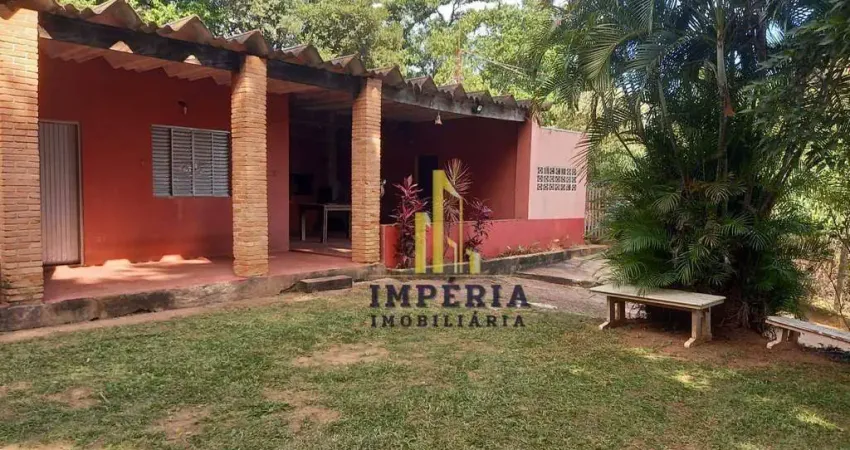 Chácara com 2 dormitórios à venda, 1800 m² por R$ 720.000,00 - Chácara Aeroporto - Jundiaí/SP