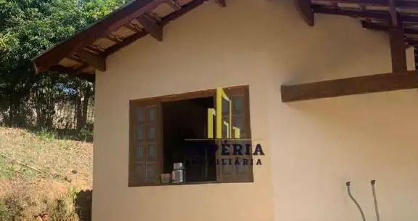 Chácara com 2 dormitórios à venda, 4416 m² por R$ 590.000 - Chácaras em Jarinu/SP