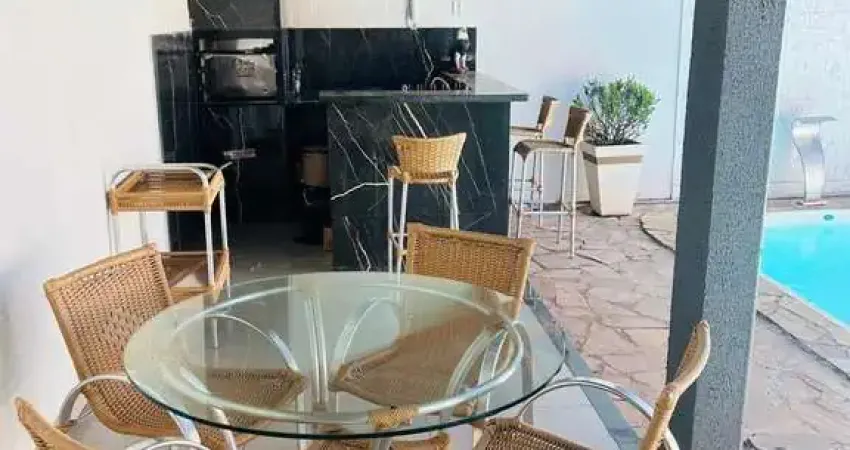 Casa com 3 quartos à venda no Alto Umuarama, Uberlândia 