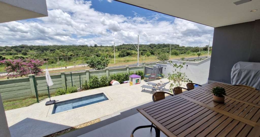 Casa em condomínio fechado com 3 quartos à venda no Granja Marileusa, Uberlândia 