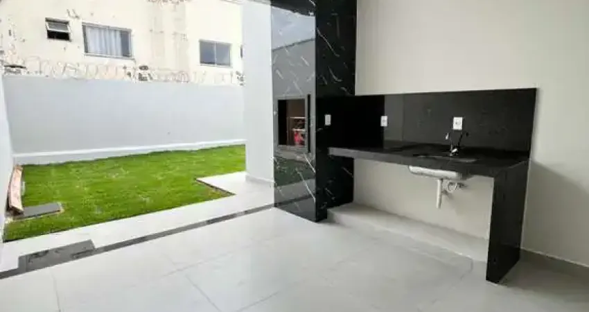 Casa com 3 quartos à venda no Jardim Holanda, Uberlândia 