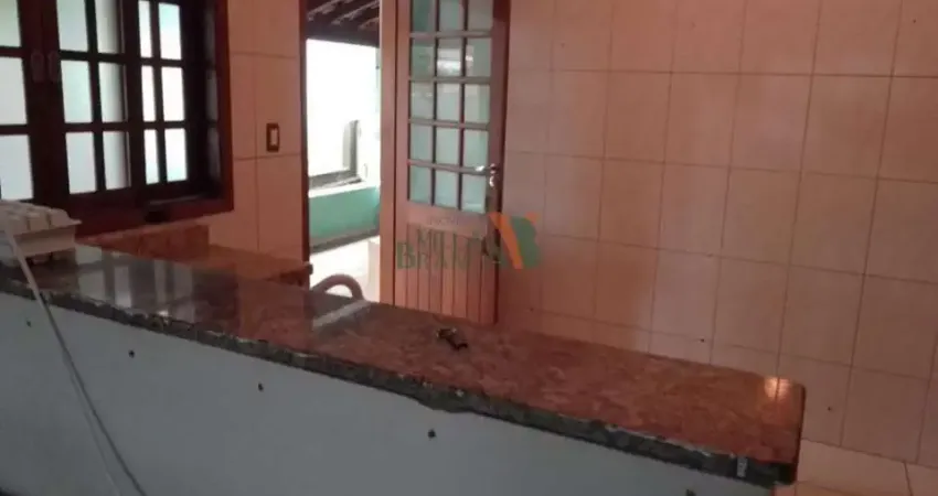 Casa com 2 dormitórios à venda, 180 m² por R$ 380.000,00 - Jardim Primavera - Jacareí/SP