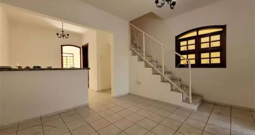 Casa com 3 dormitórios à venda, 158 m² por R$ 695.000,00 - Vila Galvão - Jundiaí/SP