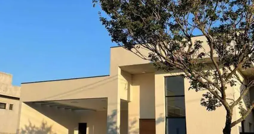 Casa com Piscina e Churrasqueira - Condomínio Terras do Vale