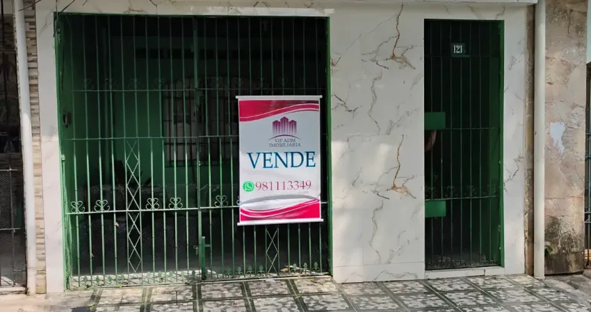 Vendo casa com 4 quartos sendo 2 suítes 200m2 telegrafo sem fio