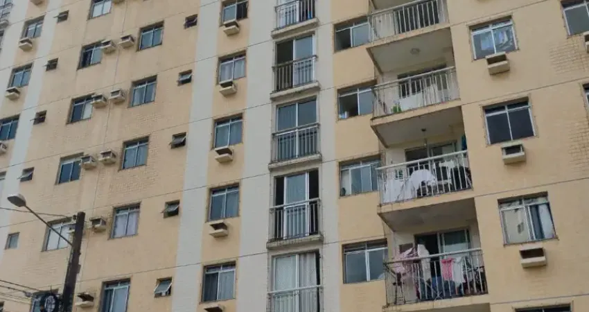 Vendo lindo apartamento no condomínio ville laguna 2 quartos sendo 1 suíte 57m2