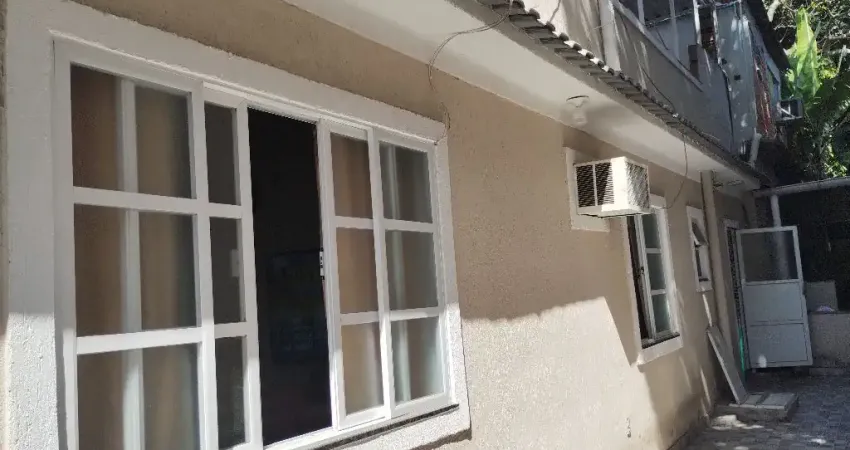 Casa com 3 quartos à venda na Rua José Ramos de Oliveira, 01, Porto Velho, São Gonçalo