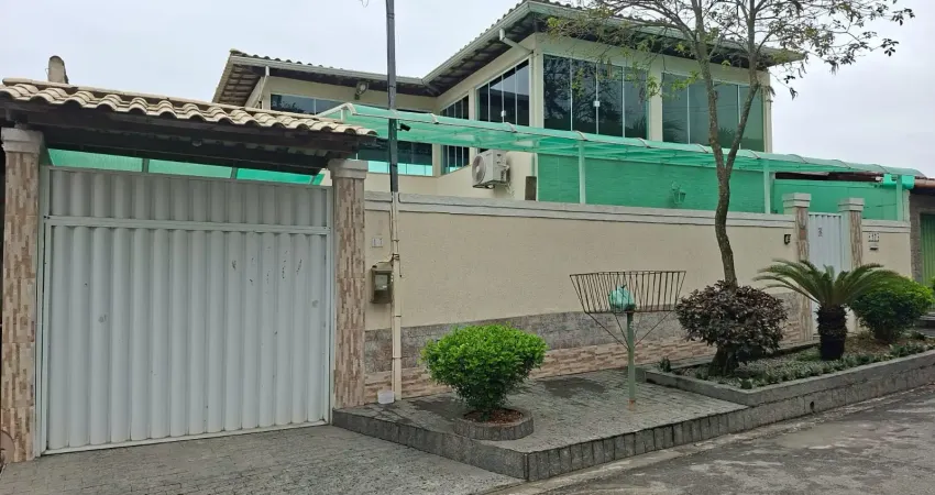 D11-Colubande-SG-Casarão-Salão-Suite-Closet-Coz.Americana-Piscina-Coz.c/Churrasq-3WC-5vagas-Ac.Carta