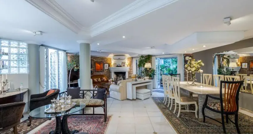 Casa com 3 quartos à venda na Avenida General Barreto Viana, 765, Chácara das Pedras, Porto Alegre