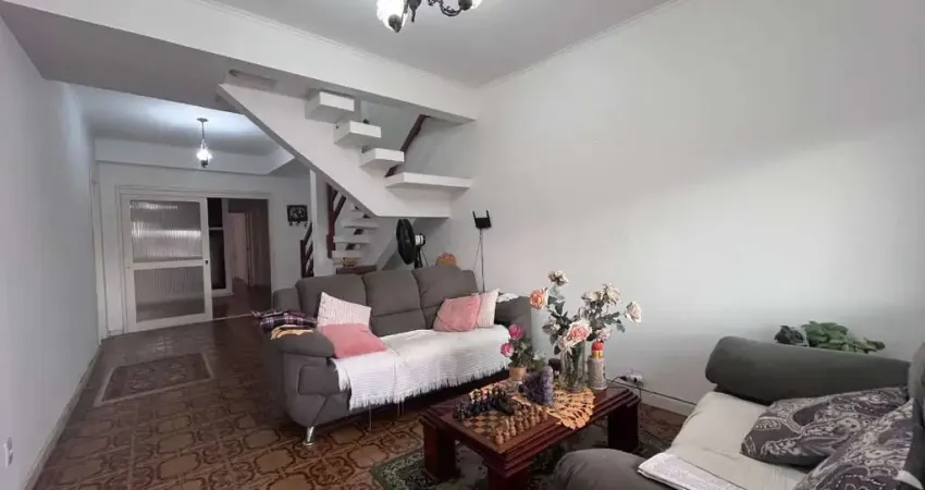 Casa com 3 quartos à venda na Rua Pedro Velho, 382, Partenon, Porto Alegre