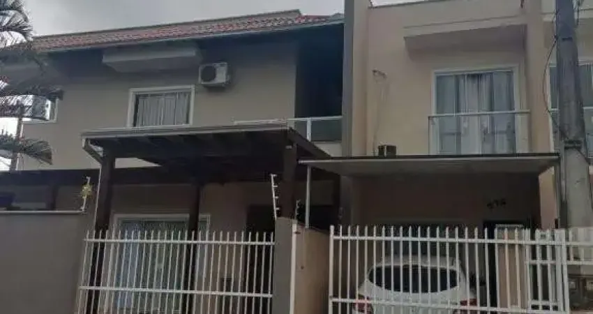 Casa à venda na Vila Nova, Joinville