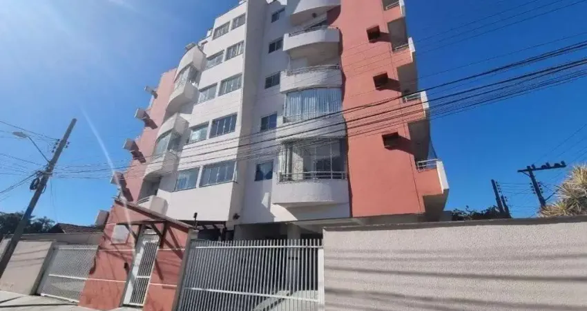 Apartamento com 3 quartos para alugar na Rua Presidente Wenceslau Braz, 781, Floresta, Joinville