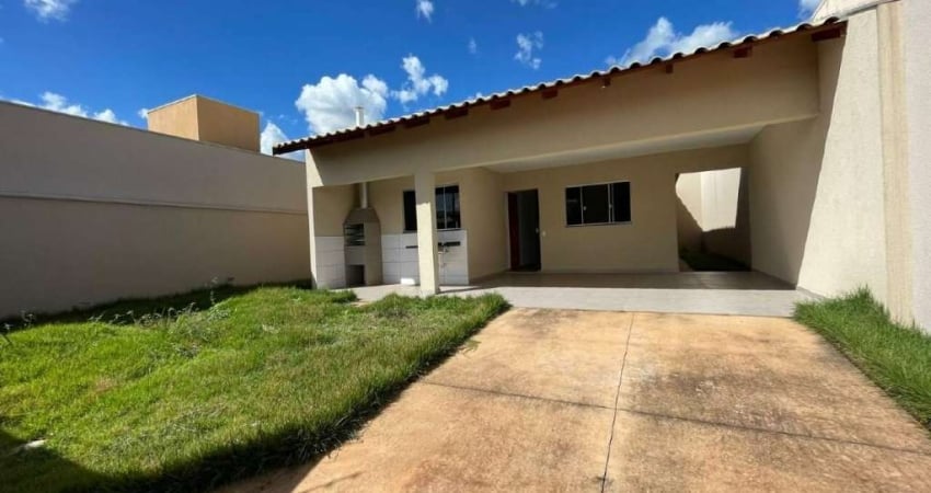 Três quartos, sendo uma suíte - Região do Coronel Antonino
