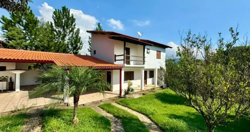 Casa com 3 dormitórios para alugar, 300 m² por r$ 3.900,00/mês - interlagos village - mairiporã/sp