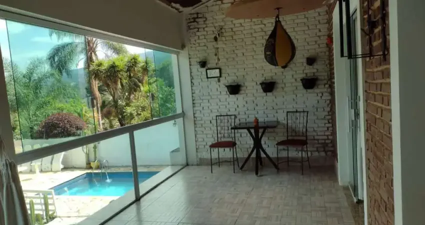 Chácara com 5 dormitórios à venda, 1200 m² por R$ 550.000,00 - Rio Acima - Mairiporã/SP