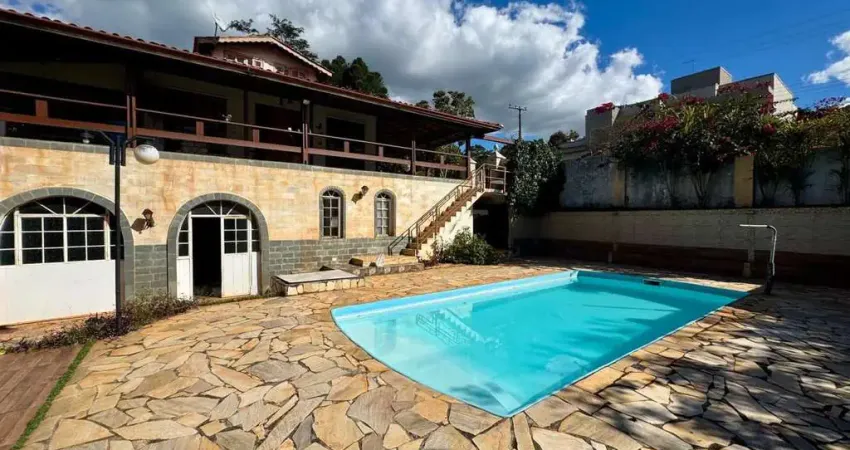Casa com 4 dormitórios à venda, 403 m² por R$ 960.000,00 - Haras El Pasos - Mairiporã/SP