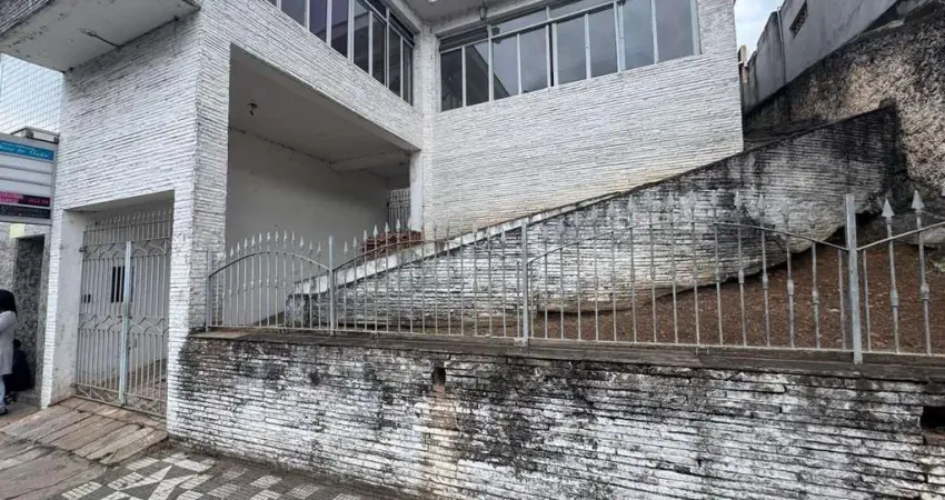 Casa para alugar por R$ 4.500,00/mês - Centro - Mairiporã/SP