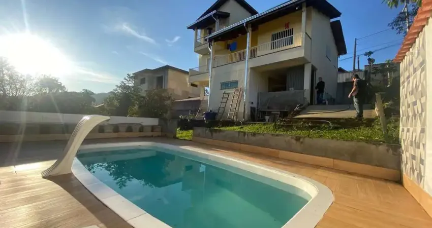 Casa com 2 dormitórios à venda, 241 m² por R$ 1.700.000,00 - Rio Abaixo - Mairiporã/SP