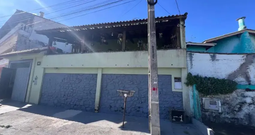 Casa com 3 dormitórios, 180 m² - venda por R$ 550.000,00 ou aluguel por R$ 3.460,00/mês - Vila Machado - Mairiporã/SP
