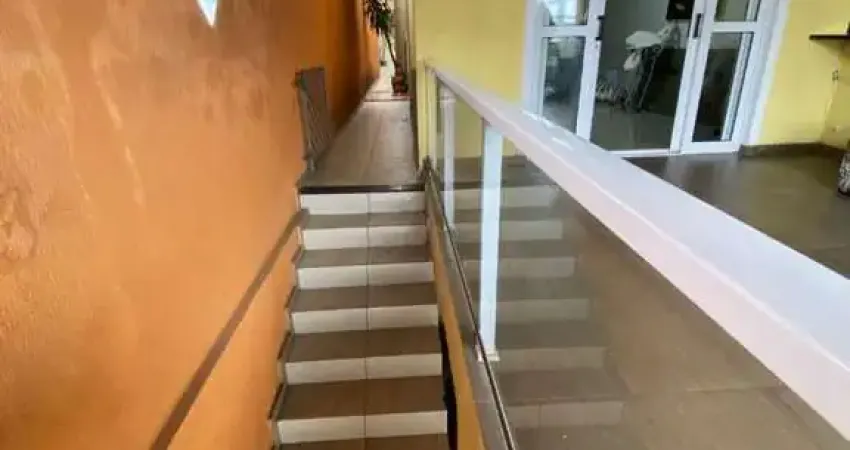 Casa com 4 dormitórios para alugar, 128 m² por R$ 3.000,00/mês - Parque Munhos - Franco da Rocha/SP