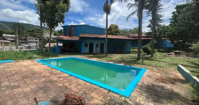 Chácara com 2 dormitórios à venda, 1436 m² por R$ 800.000 - Capoavinha - Mairiporã/SP