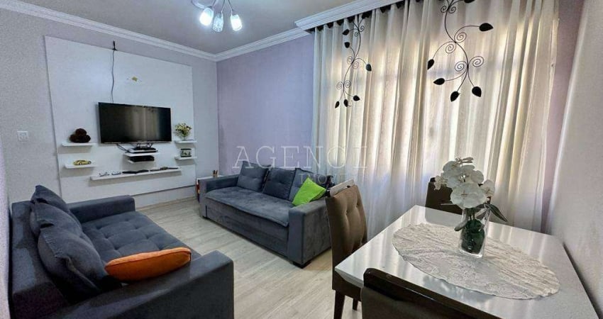 Apartamento de 2 quartos no bairro João Pinheiro.