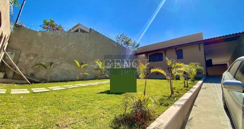Casa com 3 quartos à venda na Rua Nove, Arvoredo 2ª Seção, Contagem