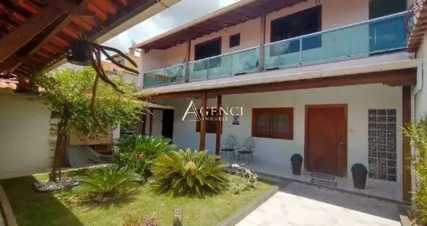 Casa com 5 quartos à venda na Rua Agudos, Monte Castelo, Contagem