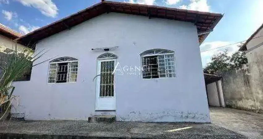 Casa de 3 quartos Bairro Santa Maria