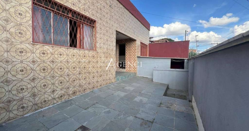 Casa de 3 Quartos, Bairro Camargos