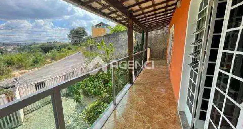 Casa com 3 quartos à venda na Rua Quatro, Arvoredo 2ª Seção, Contagem