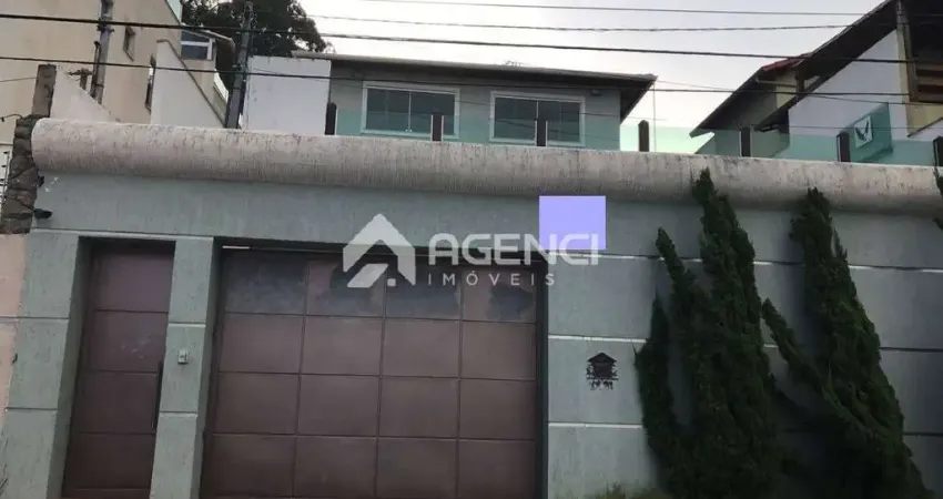 Casa com 3 quartos à venda na Rua Hipólito da Costa, Santa Maria, Belo Horizonte