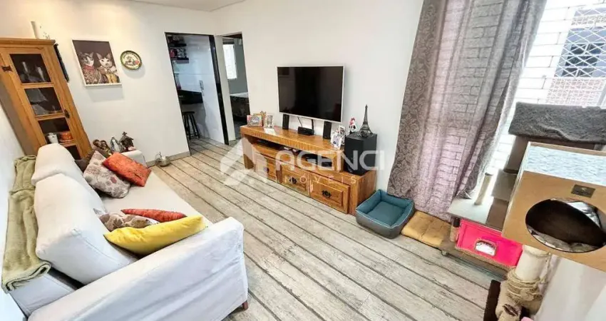 Apartamento com Área Privativa de 3 Quartos, Bairro Arvoredo