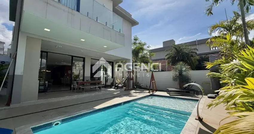 Casa de 4 quartos com suíte, closet no condomínio Portal do Sol