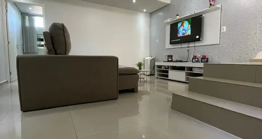 Sobrado com tudo no porcelanato, espaço gourmet com churrasqueira