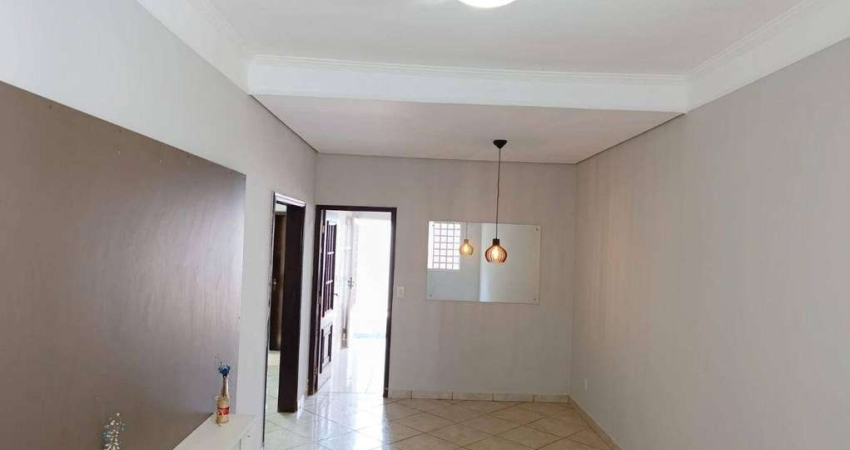 Casa para venda em Residencial Parque Dos Servidores de 130.00m² com 3 Quartos, 1 Suite e 3 Garagens