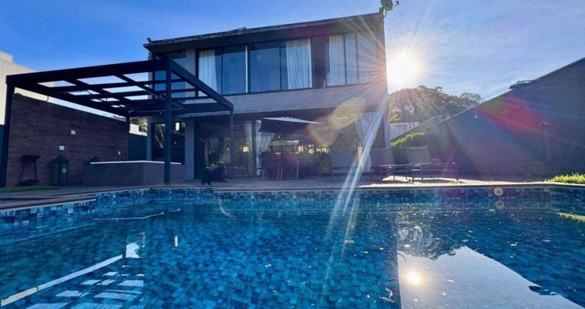 Casa de Condomínio para alugar em Condomínio Alphaville Iii de 265.00m² com 3 Quartos, 1 Suite e 8 Garagens