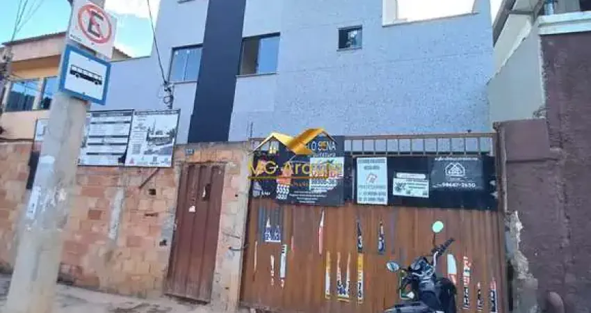 Apartamento com Área Privativa, 03 Quartos, Santa Monica, BH