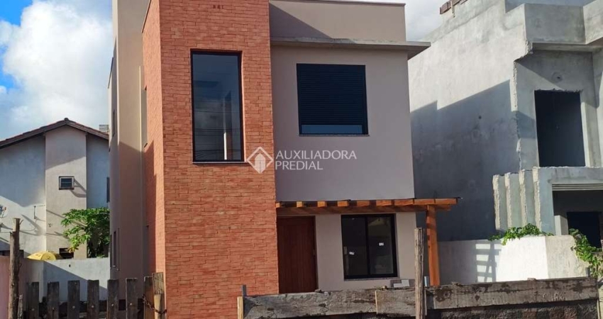Casa com 3 quartos à venda na Servidão Revoar das Perdizes, 207, Campeche, Florianópolis
