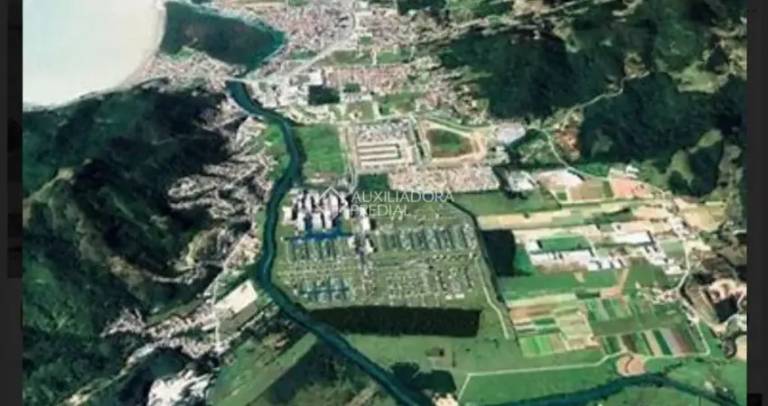 Terreno à venda na Avenida Egídio Abelino Richartz, 00034, Beira Rio, Biguaçu