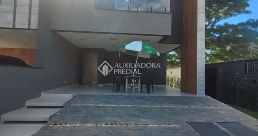 Casa com 3 quartos à venda na Rodovia Doutor Antônio Luiz Moura Gonzaga, 3158, Rio Tavares, Florianópolis