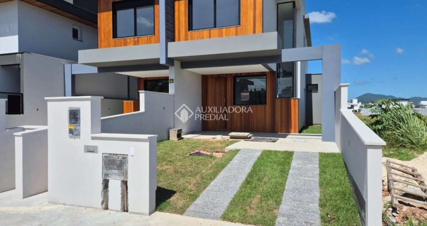 Casa com 3 quartos à venda na Rua Jardim dos Eucaliptos, 1270, Campeche, Florianópolis