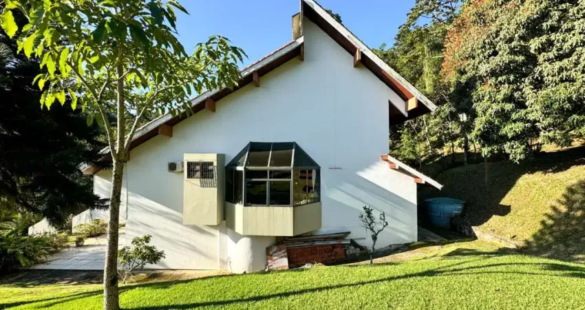 Casa em condomínio fechado com 4 quartos à venda na Rua Adolfo Gonçalves de Aguiar, 514, Itacorubi, Florianópolis