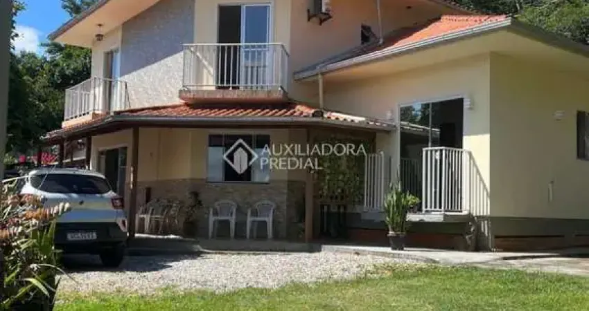 Casa com 4 quartos à venda na Servidão Miramar, 91, Ribeirão da Ilha, Florianópolis