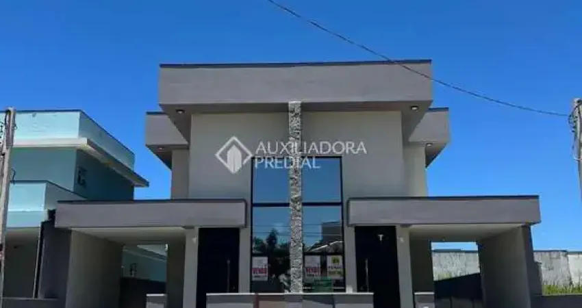Casa com 2 quartos à venda na Rua Pedro Fernandes, 870, Carianos, Florianópolis
