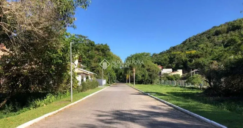 Terreno em condomínio fechado à venda na Servidão Julia Maria da Rocha, 123, Rio Tavares, Florianópolis
