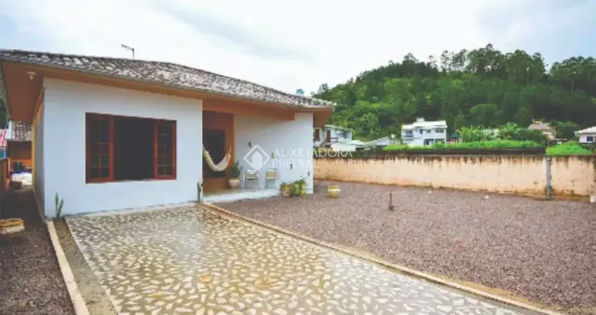 Casa com 4 quartos à venda na Quero Quero, 8, Camboa, Governador Celso Ramos