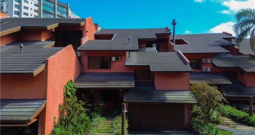 Casa em condomínio fechado com 4 quartos à venda na Rua Rosa, 100, Chácara das Pedras, Porto Alegre
